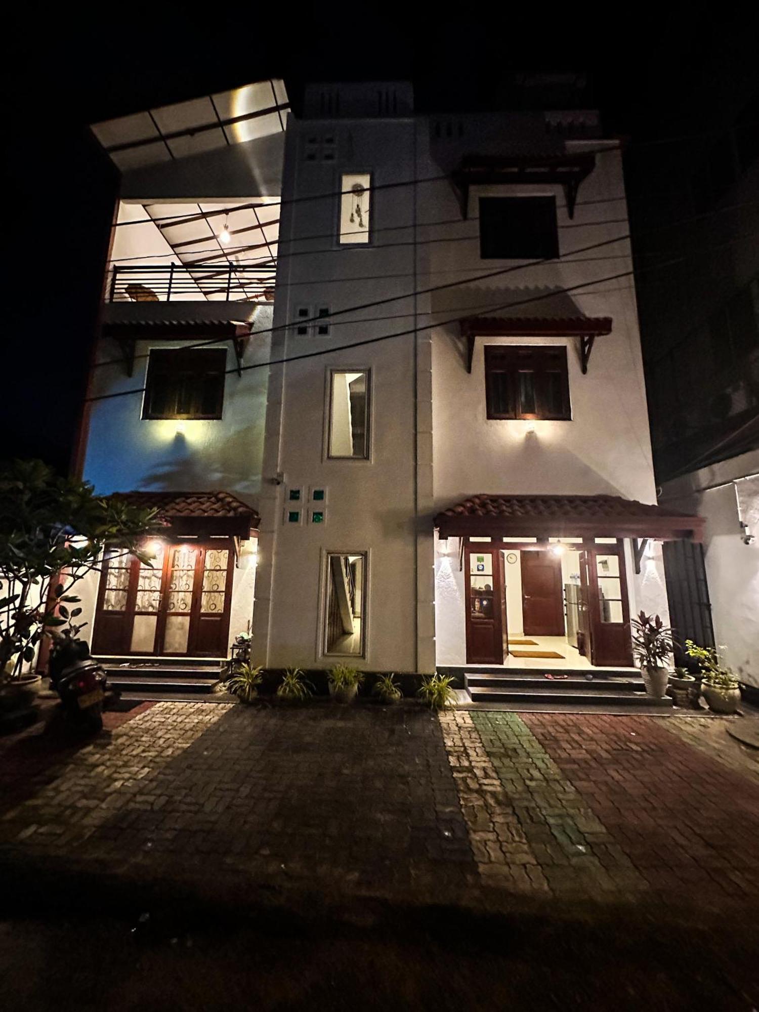 New Panda House Hotel Galle Exterior photo