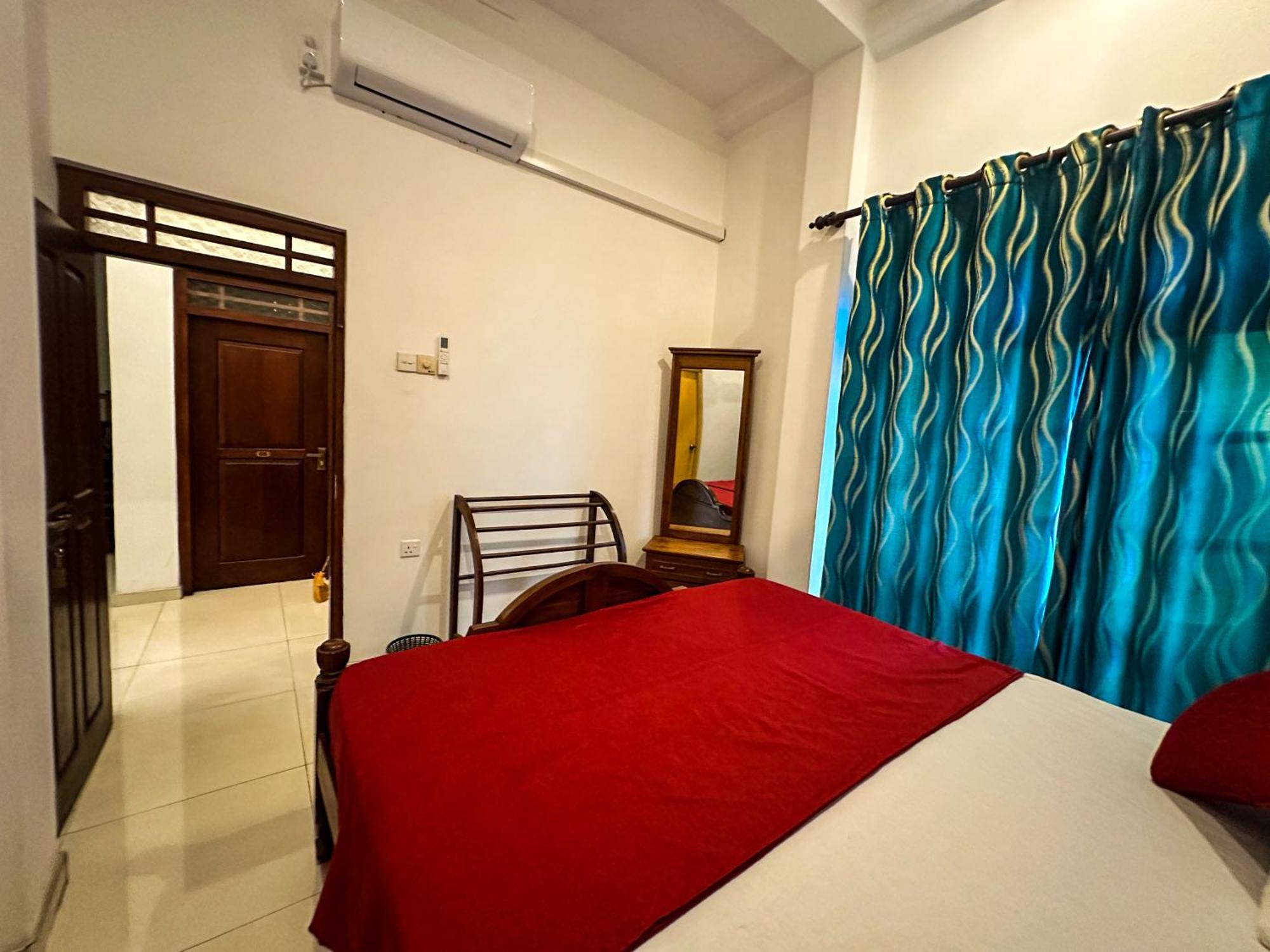 New Panda House Hotel Galle Room photo