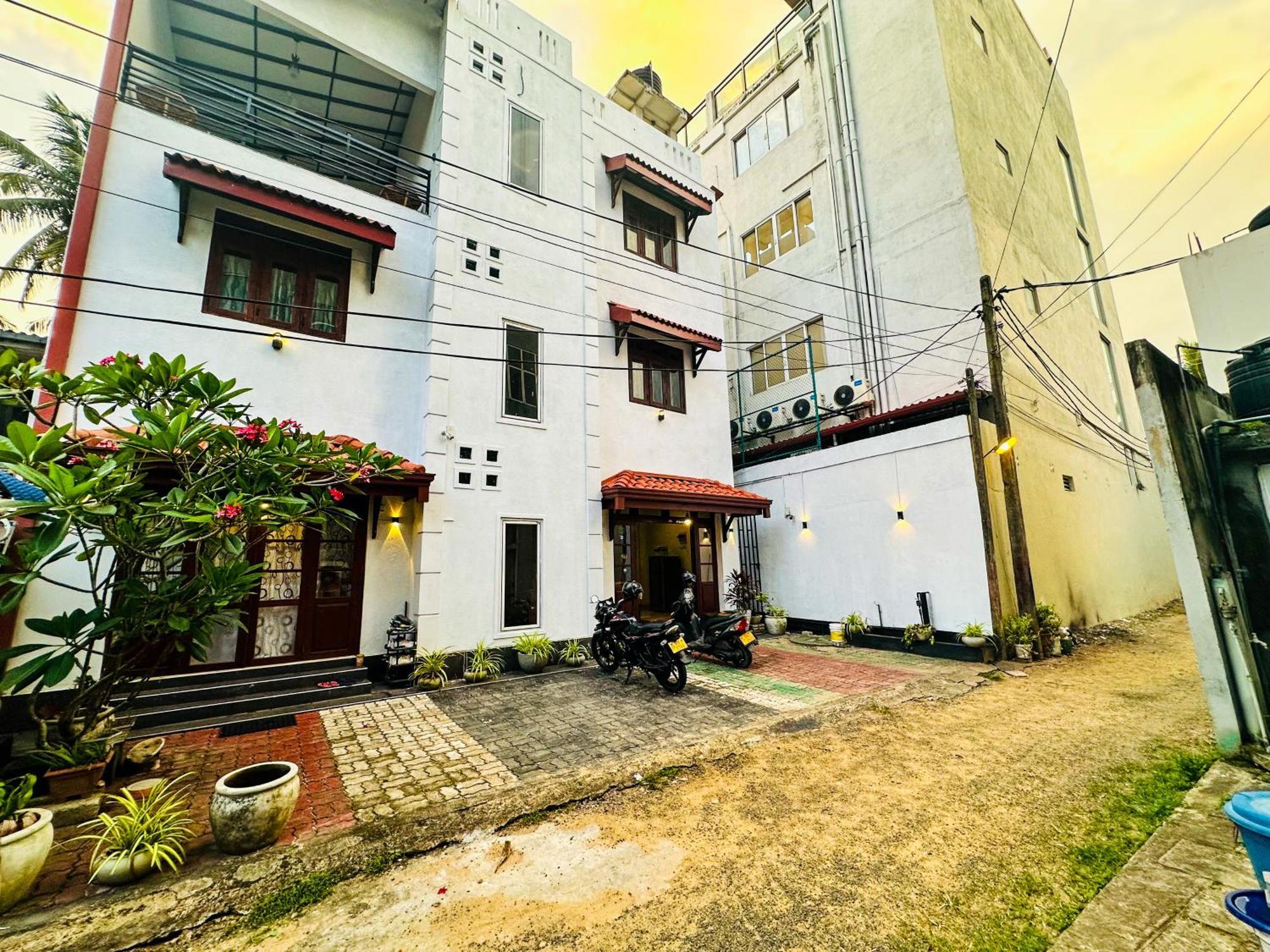 New Panda House Hotel Galle Exterior photo